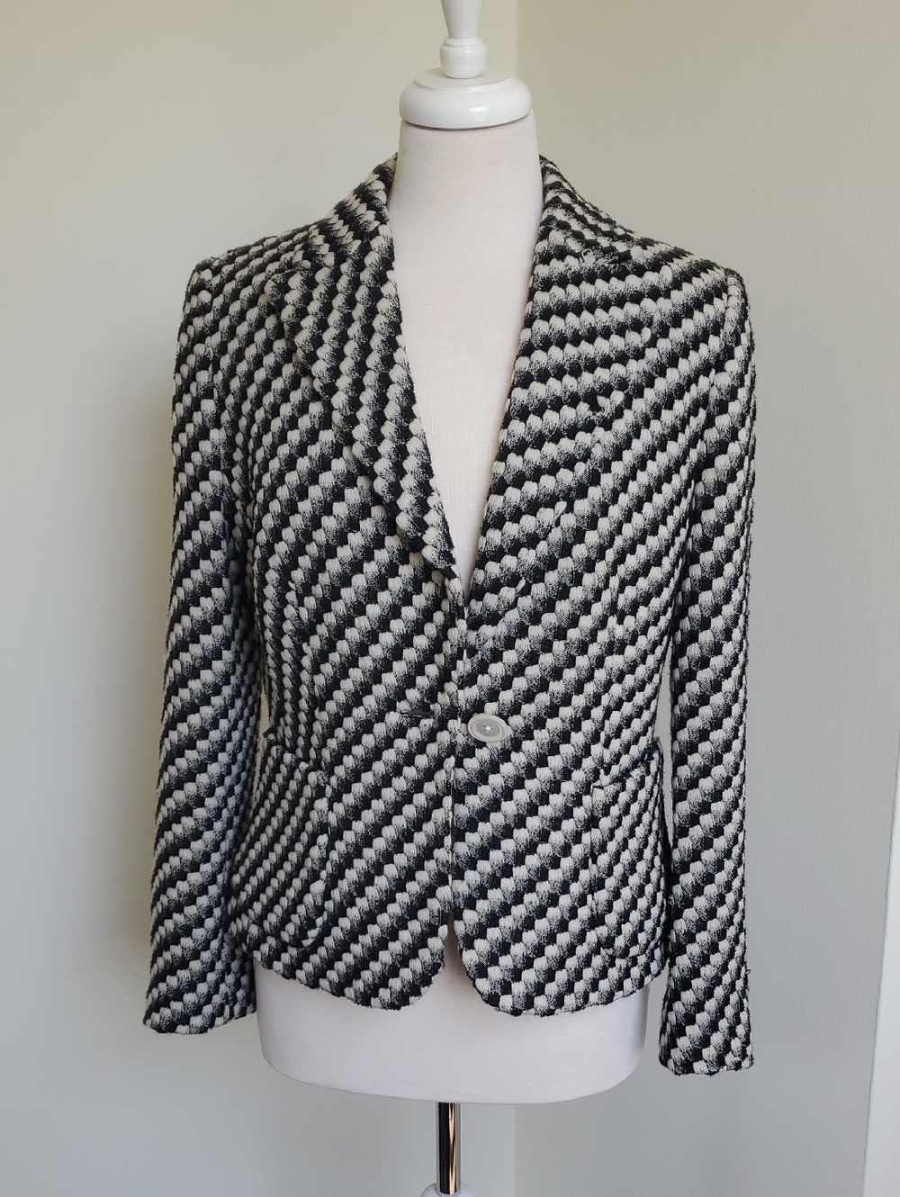 EUC Rena Lange Wool Blazer In Black/White Check Size 10